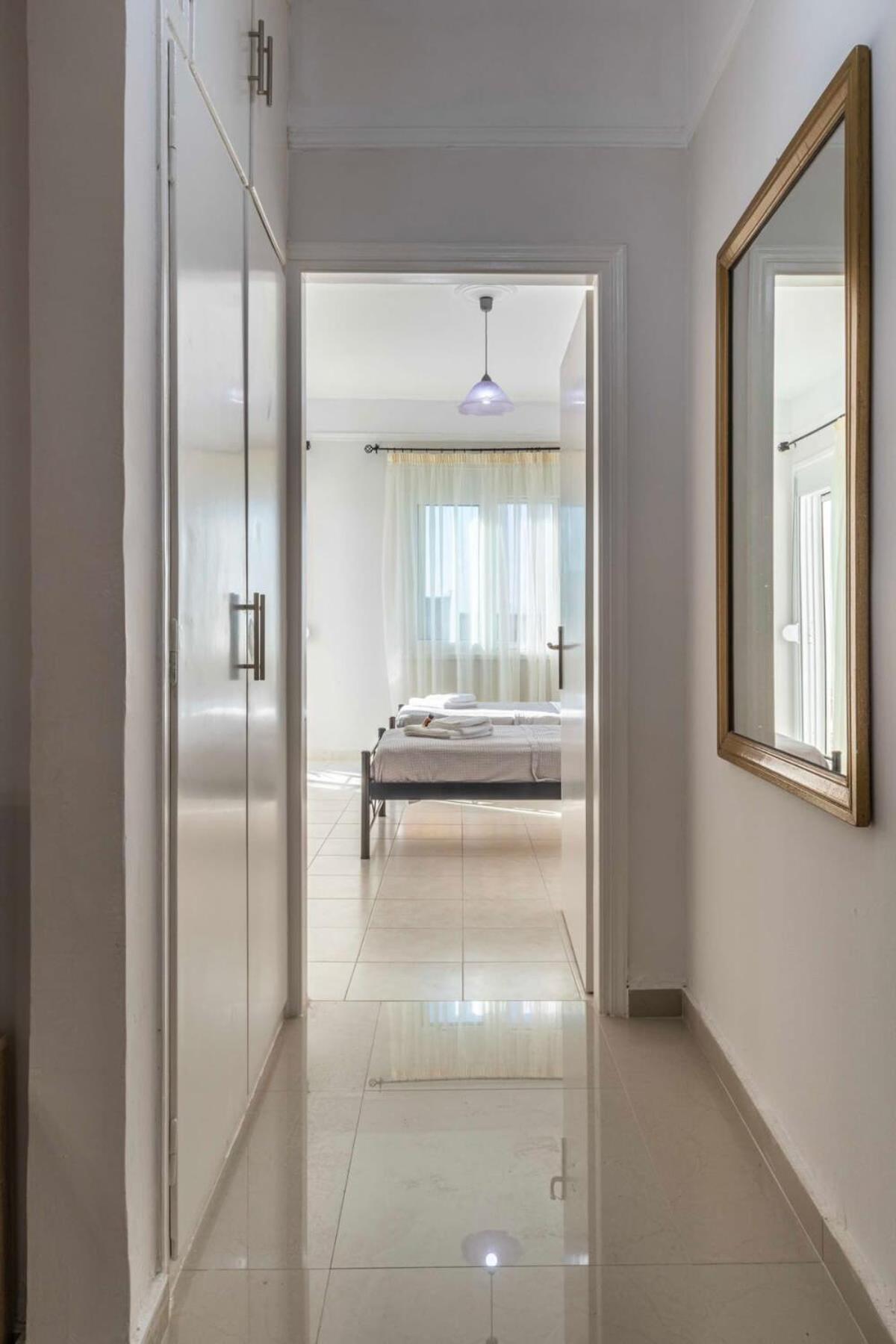 Comfy Central Square Gem With Balcony Apartment Kalamata Luaran gambar